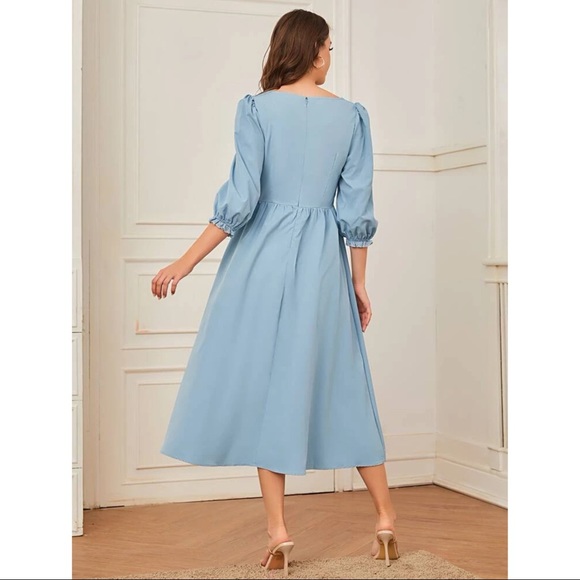 Light blue embroidered dress - Picture 3 of 3